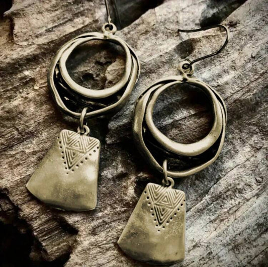 Vintage Geometric Shaped Hollow Circle Design Dangle Earrings - Silver