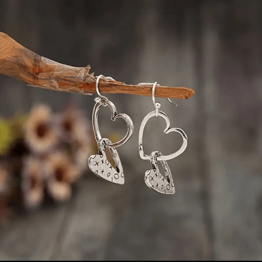 Vintage Fashion Hollow Double Heart Pendant Earrings