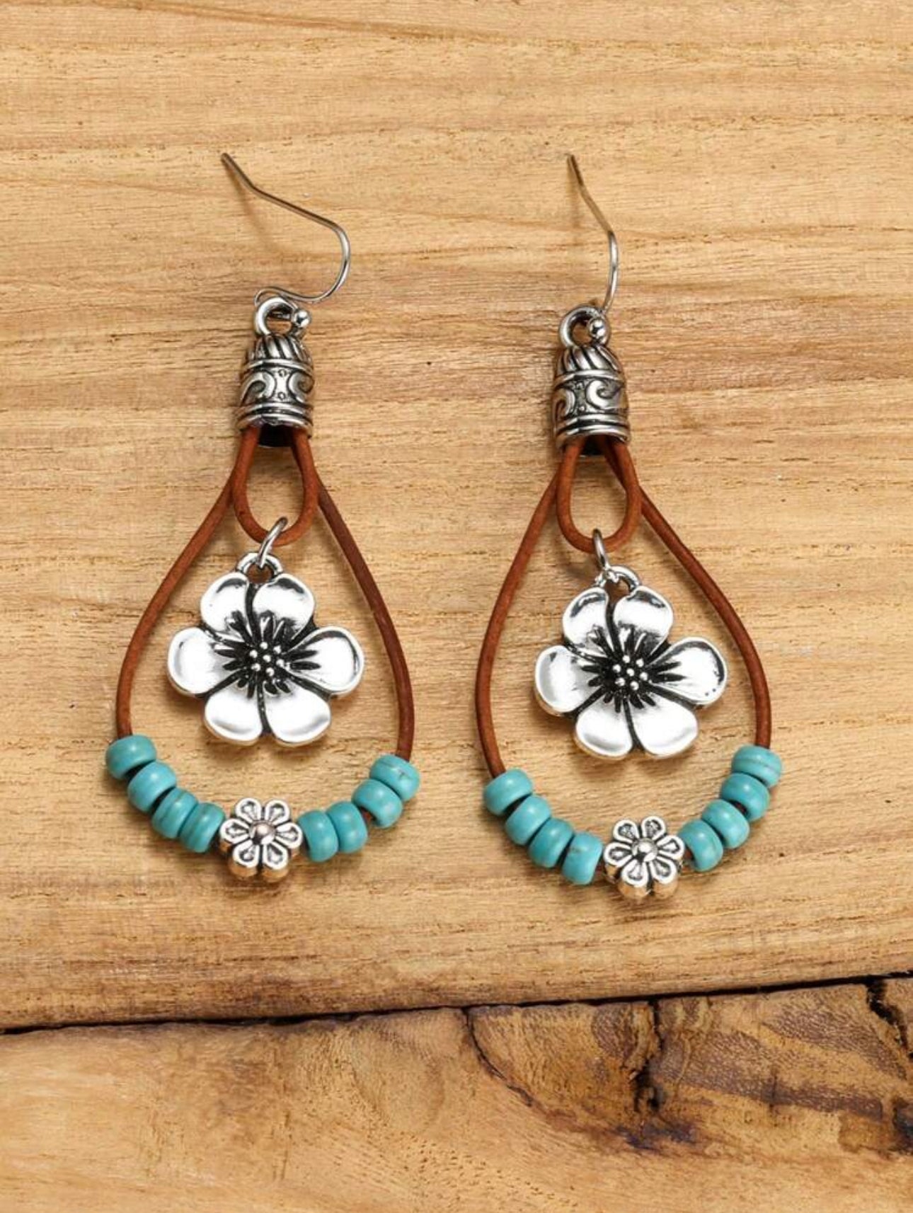 Bohemian Style Alloy Plum Blossom Pendant with Turquoise Beads, Double Layer Dangle Earrings, Vintage Fashionable Jewelry Gift for Women