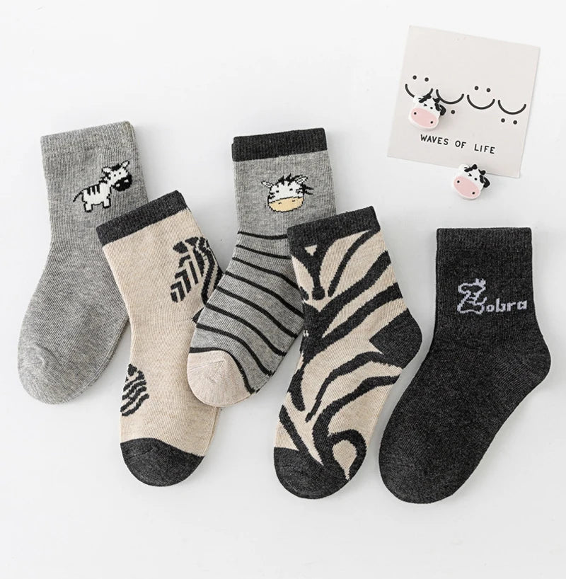 Comfortable, Warm, High Quality Kid's Socks Medium Length - 5 Pairs