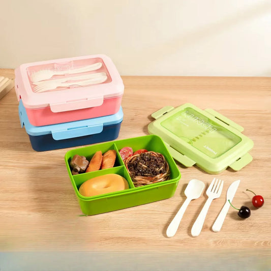 Microwaveable lunch box / bento box with tableware