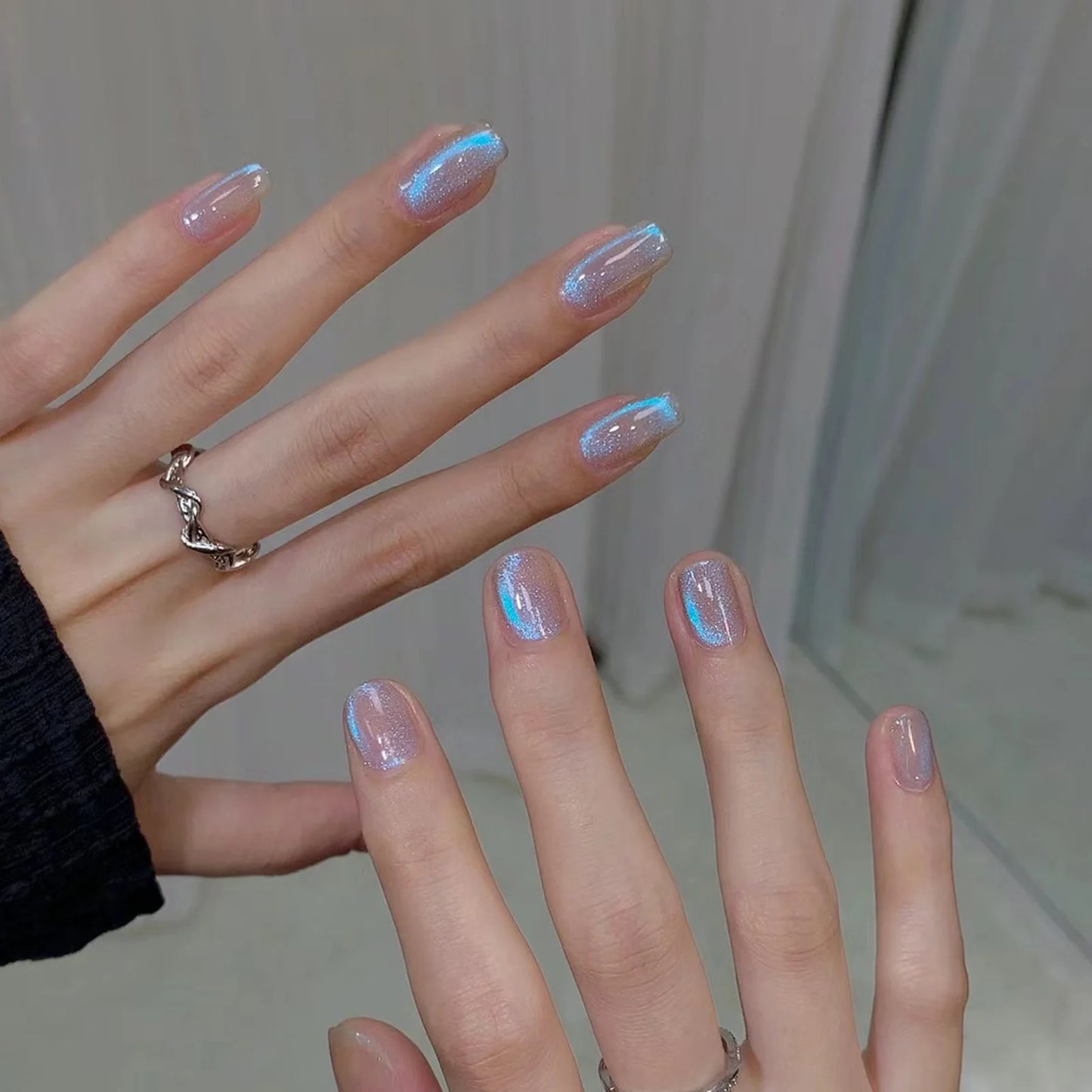 Aurora Blue Tears Cat Eye Magnetic Gel Nail Polish